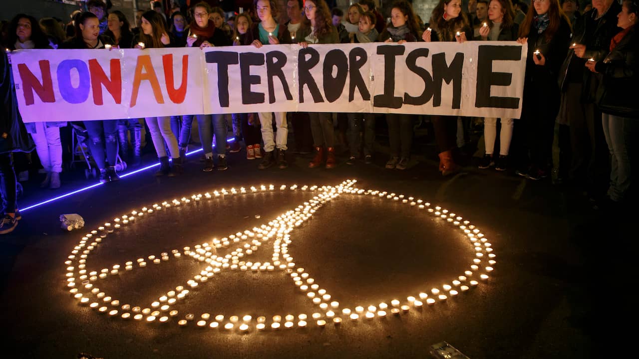 Identiteit een van de daders aanslagen