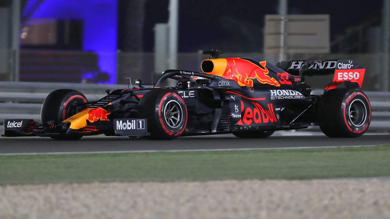 Verstappen Rijdt Derde Tijd In Tweede Training Qatar Bottas De Snelste