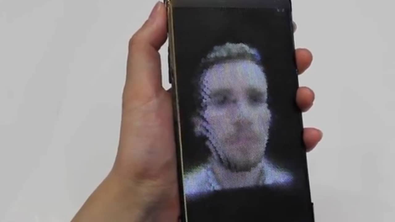 HoloFlex is een holografische, flexibele smartphone
