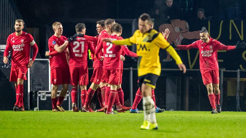 Twente Boekt In Degradatiekraker Tegen NAC Eerste Zege Onder Verbeek