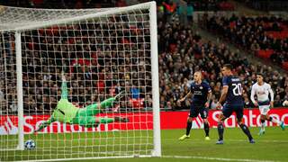 Harry Kane maakt winnend doelpunt voor 'Spurs' tegen PSV