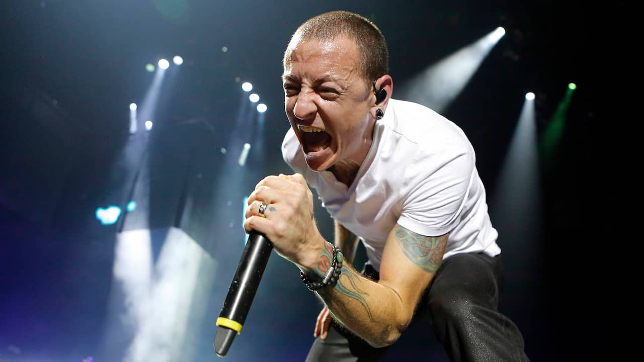 Chester Bennington Vijf Jaar Dood Met Linkin Park De Stem Van Een