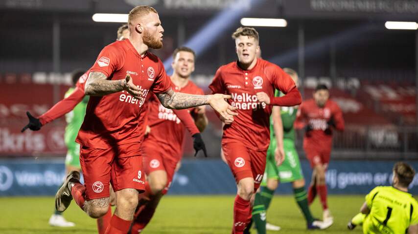 Almere City Wint Topper Van De Graafschap En Zet Stap Richting Promotie