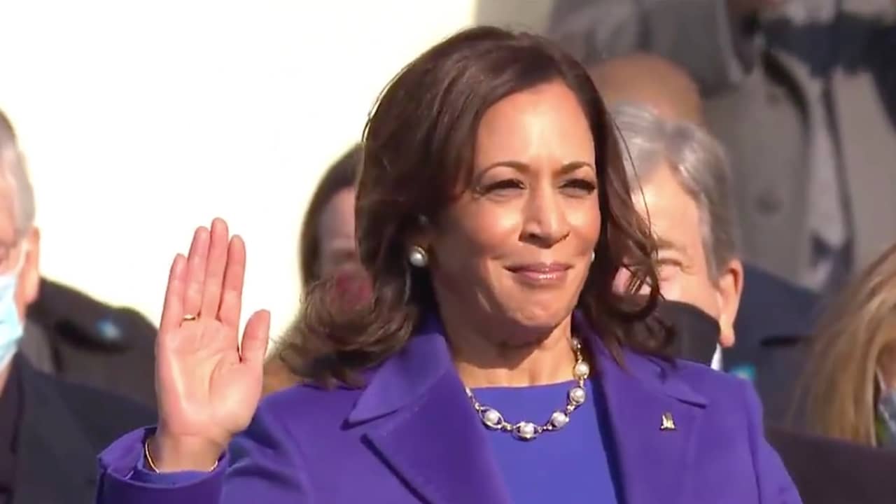 Kamala Harris beëdigd als eerste vrouwelijke vicepresident van de VS