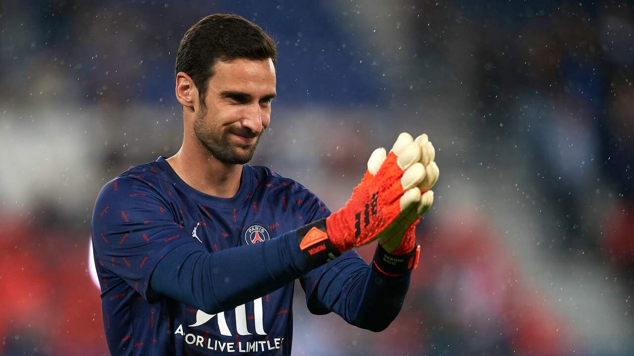 Paris Saint Germain Goalkeeper Rico Leaves Intensive Care After More