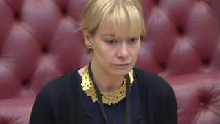 Britse politicus valt flauw bij debat in Hogerhuis