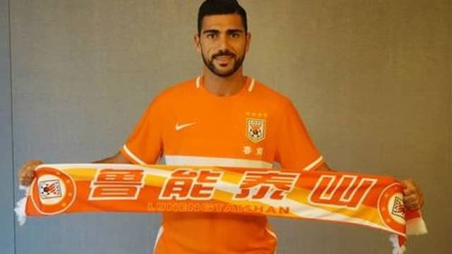 pelle-verlaat-southampton-en-tekent-lucratief-contract-in-china.jpg