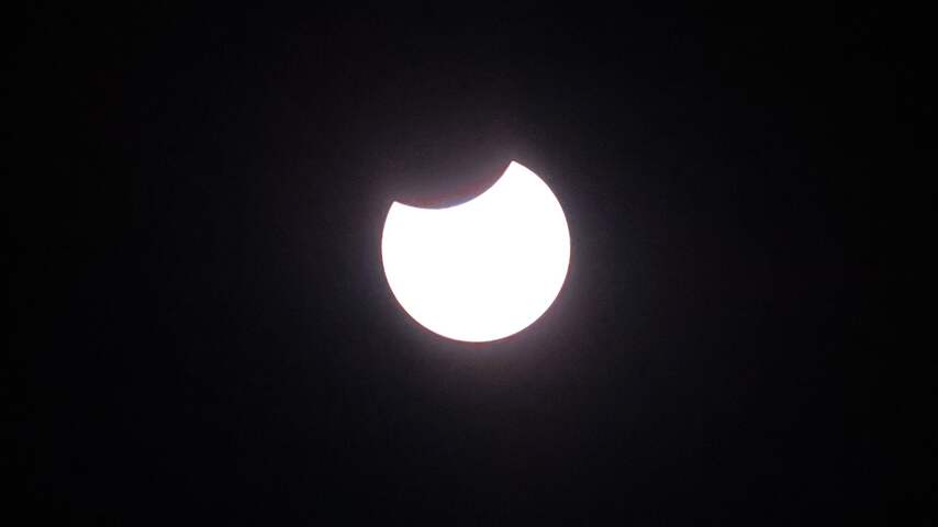 Gedeeltelijke Zonsverduistering In Zicht Museum In Utrecht Biedt