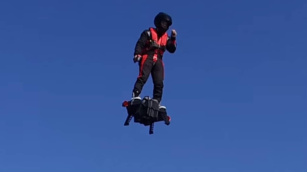 Flyboard toont prototype van echt zwevend hoverboard