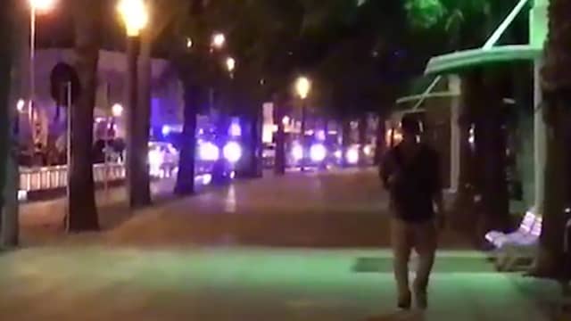 Burgers duiken weg voor politieschoten tijdens antiterreuractie Cambrils