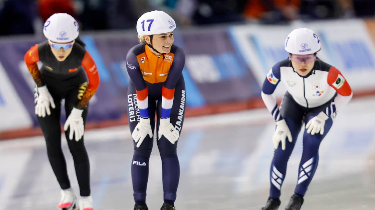 Live Schaatsen Schouten Dolgelukkig Na Spectaculaire Inhaalrace Op