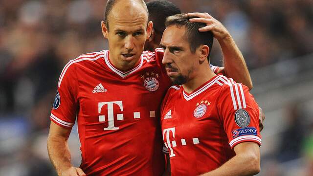 BẢN TIN 0H 19/12: Robben lấy CR7 