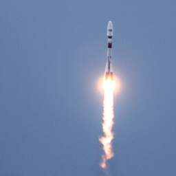 google-wil-internet-aanbieden-via-180-kl