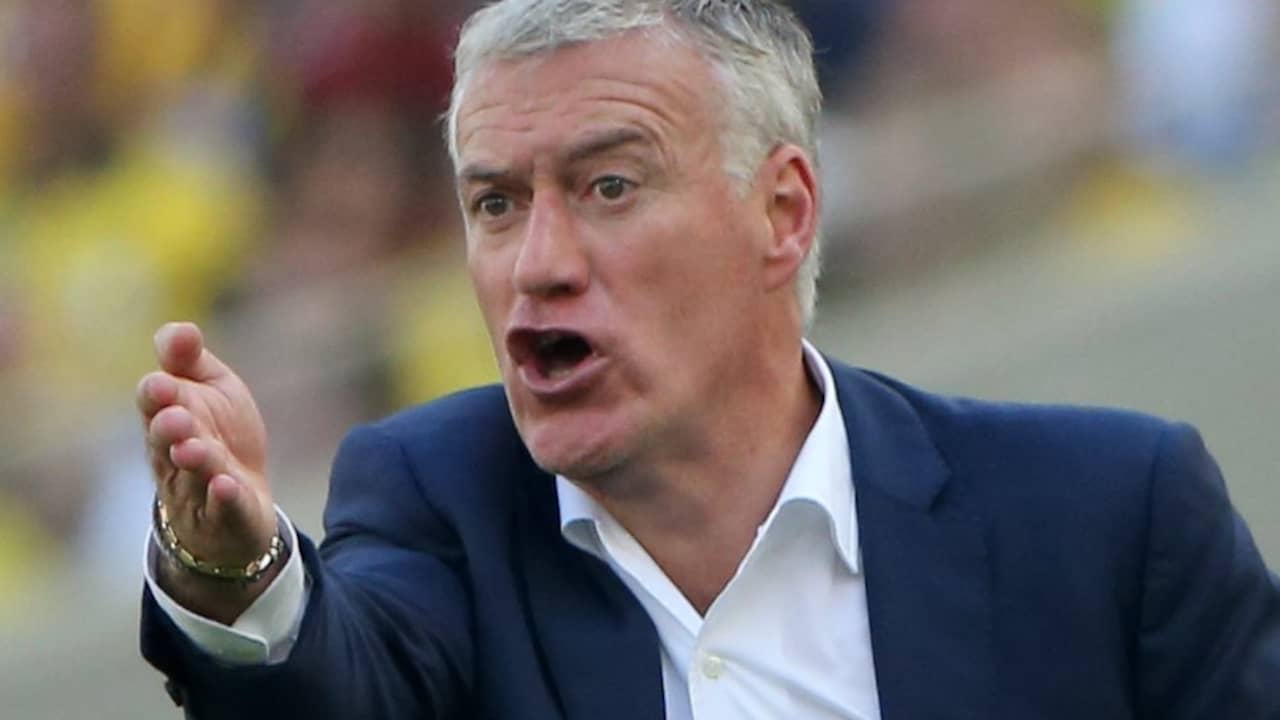 deschamps-zwaar-teleurgesteld-na-verloren-ek-finale