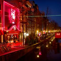 'Amsterdam wacht strop voor aanpak Wallen'