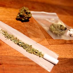 ‘Sterke wiet snel uit coffeeshop verbannen’