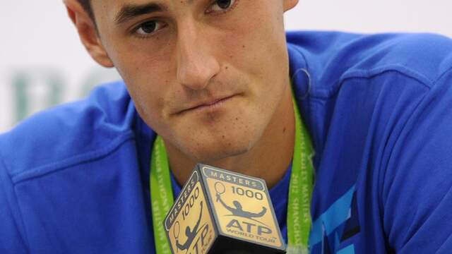 Rafter zet 'onprofessionele' Tomic uit Davis Cup-team