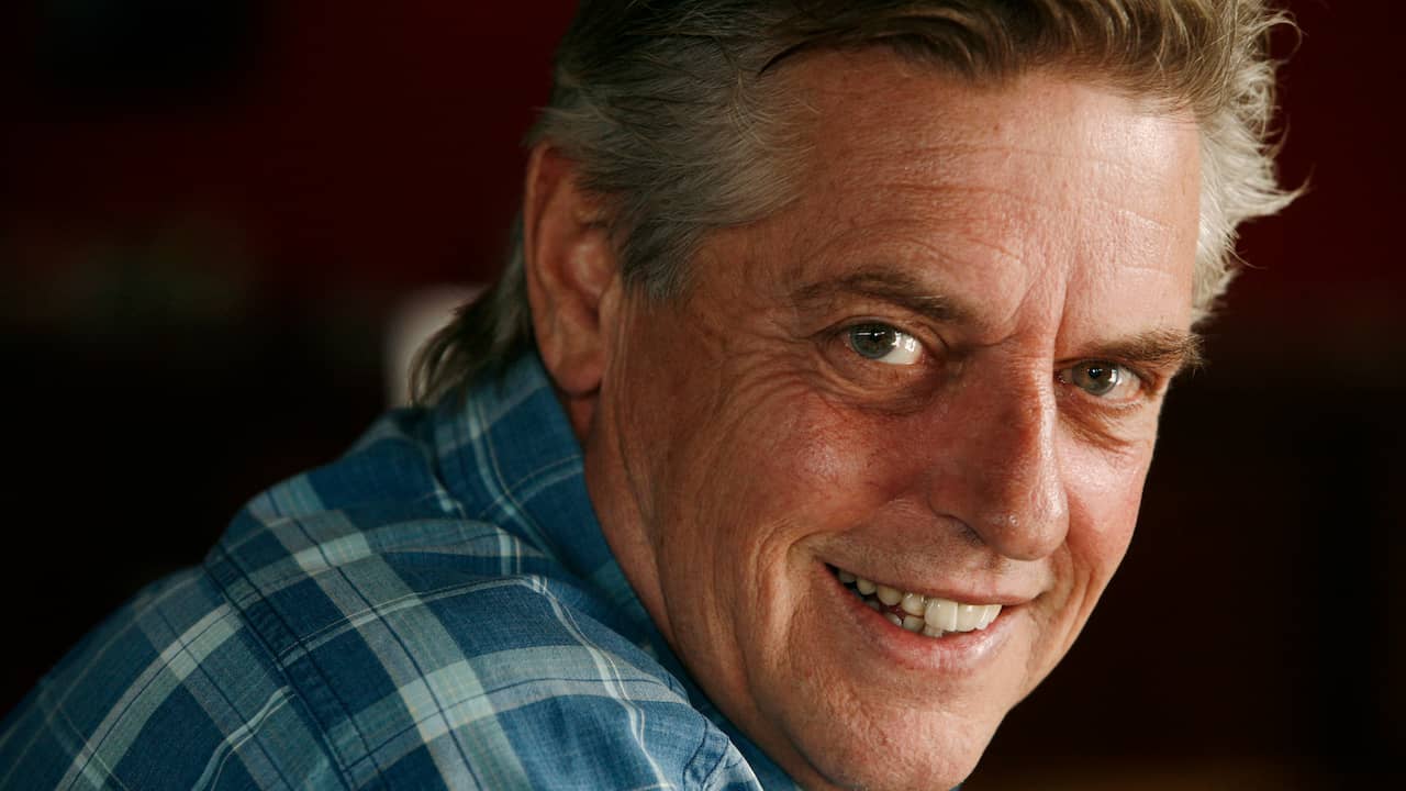 Hans van der Togt blowt en drinkt nog steeds | NU - Het laatste nieuws het eerst op NU.nl Hans van der Togt blowt en drinkt nog steeds | NU - Het laatste nieuws het eerst op NU.nl