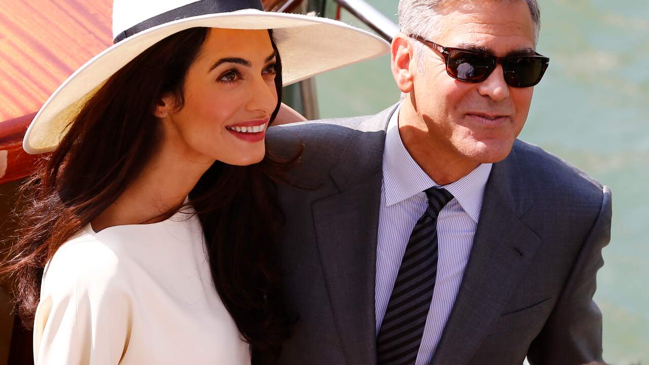 George Clooney en Amal Alamuddin vieren huwelijksdag met diner - NU.nl
