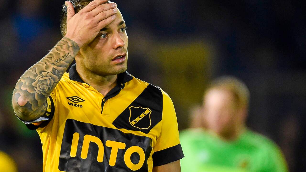 De Zeeuw (33) zoekt niet langer naar club en zet punt achter loopbaan - NU.nl