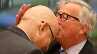 Overzicht: Juncker en zijn opvallende gedrag