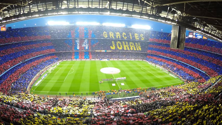 Cruijff Groots Herdacht In Camp Nou Voorafgaand Aan Clasico