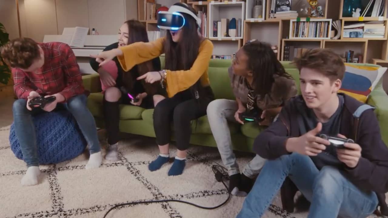 VR