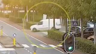 Politie deelt nieuwe beelden van vluchtauto schutter Derk Wiersum