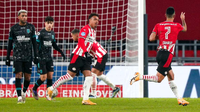 Psv Ondanks Moeizame Eerste Helft Te Sterk Voor Laagvlieger Rkc