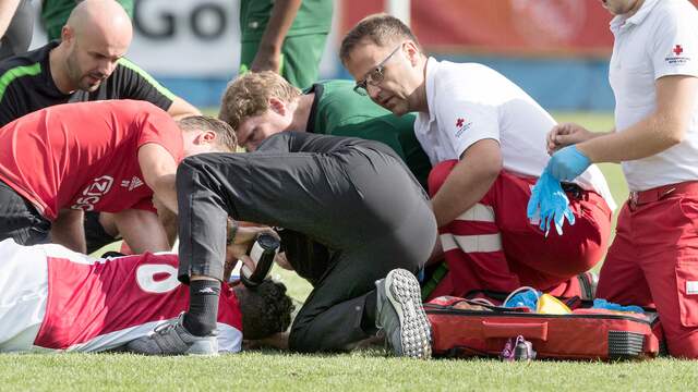 Ajax verwacht donderdag uitsluitsel over eventuele hersenschade Nouri Ajax verwacht donderdag uitsluitsel over eventuele hersenschade Nouri