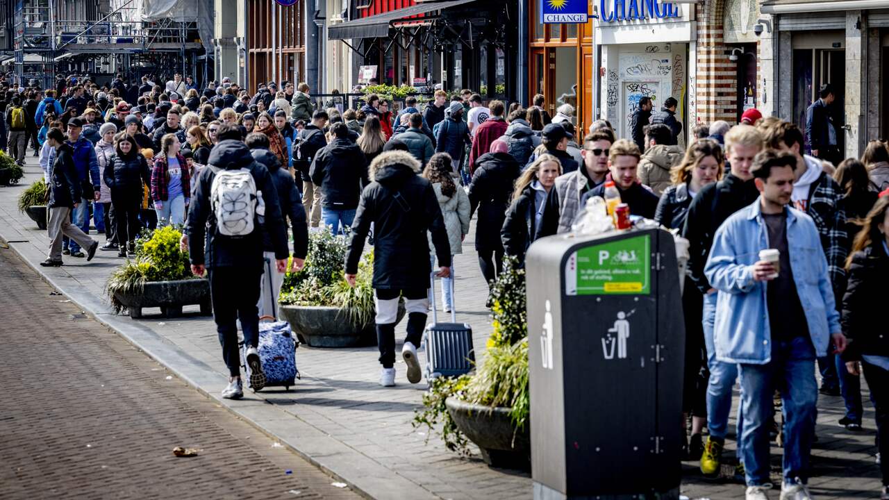 Nederland Passeert Ergens Komende Maanden Grens Van Miljoen Inwoners