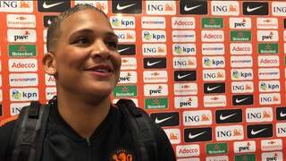 Van de Sanden: 'We blijven met beide voeten op de grond bij Oranje'