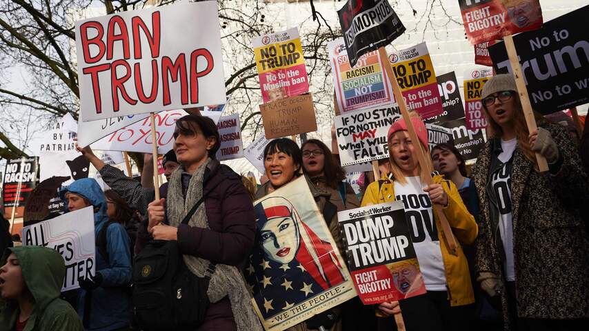 Duizenden Mensen In Londen Protesteren Tegen Beleid Trump Buitenland