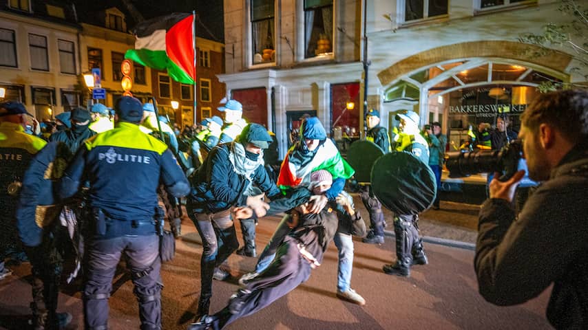 Geen aanhoudingen na pro-Palestijnse protesten in Utrecht, 32 in Amsterdam