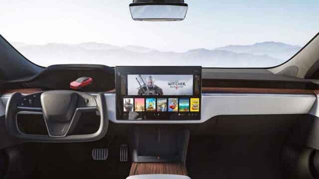 Het bijzondere stuurwiel is de grote blikvanger in het vernieuwde interieur van de Model S en Model X.