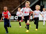 Ajax laat kunstgrasvelden vervangen na uitzending Zembla