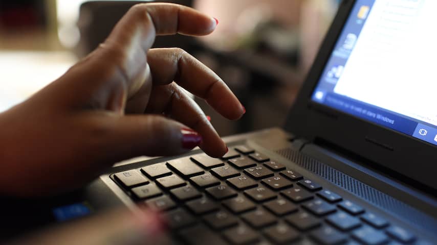 Pornosite Pornhub komt met plannen om verboden materiaal aan te pakken