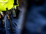Drie personen opgepakt in huis aan Haagse Marktweg: ‘Gevonden wapen is vermoedelijk nep’