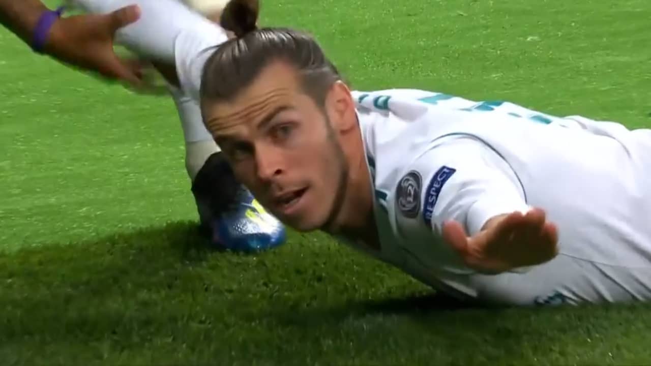 Beeld uit video: Bale maakt met fenomenale omhaal 2-1 voor Real Madrid