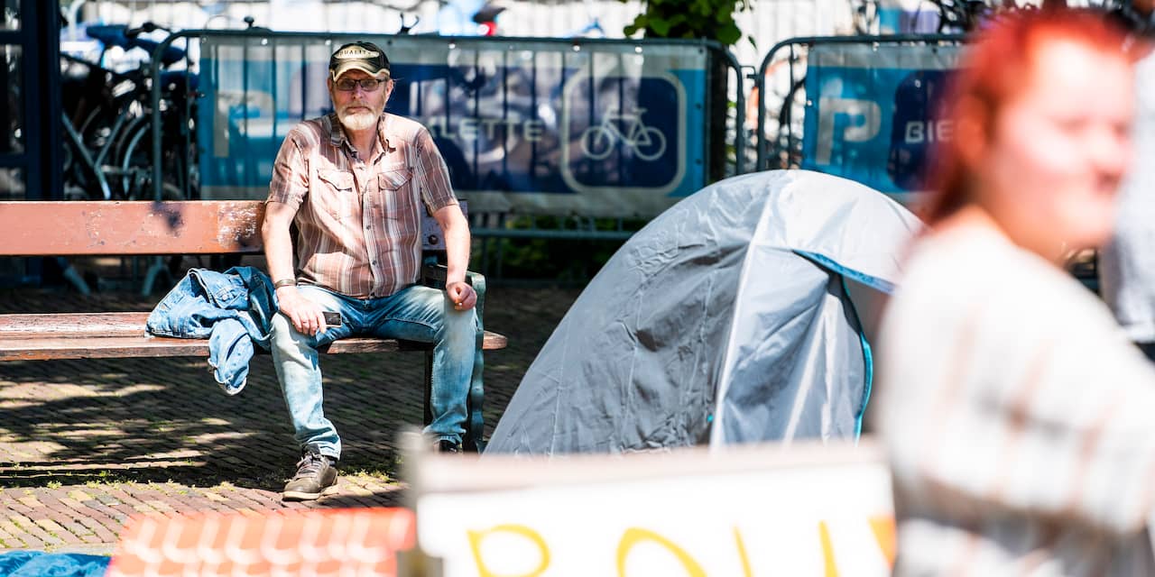 'Daklozenopvang mag niet dicht' | Israël versoepelt verder