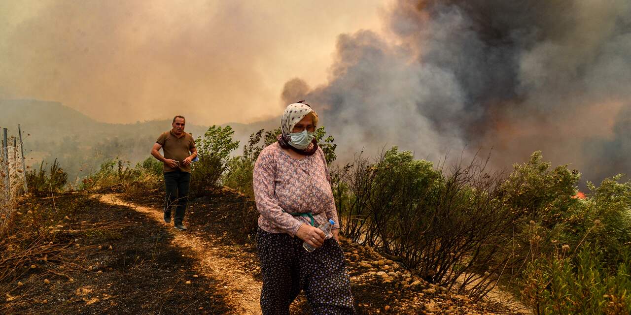 Doden en gewonden door hevige natuurbranden in zuiden van Turkije
