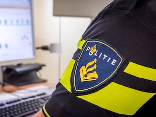 Politie zoekt gewapende woningovervallers in Rotterdam-Zuid