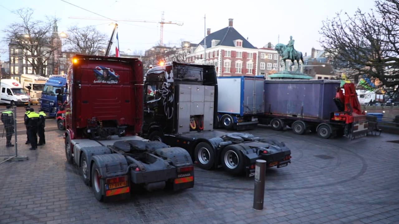 Truckers blokkeren uit protest toegang tot Binnenhof