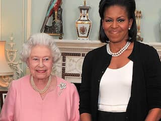 Michelle Obama: Koningin Elizabeth noemde protocollen 'onzin'