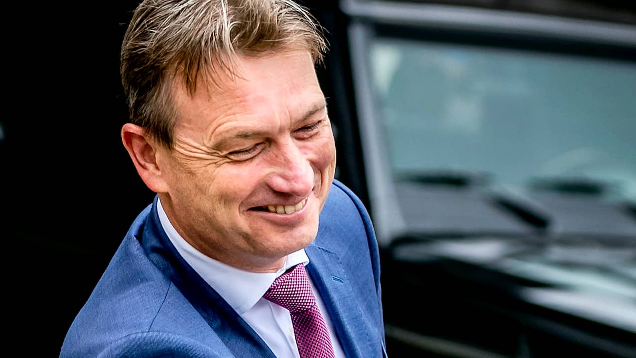 Profiel: Halbe Zijlstra, leugen doet VVD-minister de das om | NU - Het  laatste nieuws het eerst op NU.nl