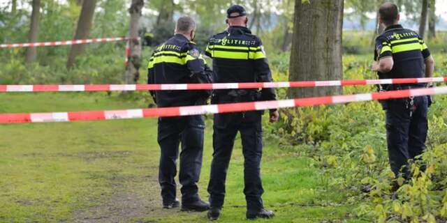 Man vindt babylijkje in park: 'Kan alleen maar hopen dat het kindje niet geleden heeft'
