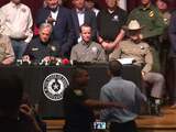 Democraat confronteert gouverneur Texas: 'Stop dit soort schietpartijen'