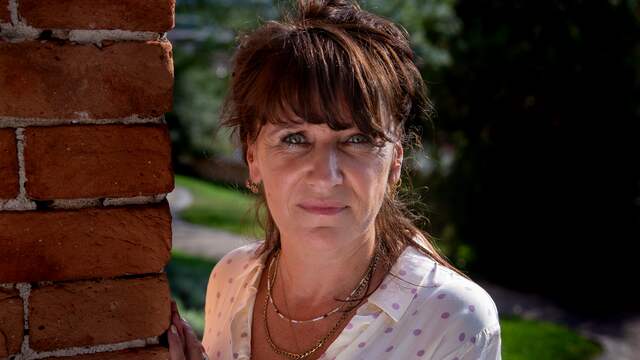 Renée Fokker wordt door de meest oud-kandidaten en -mollen verdacht.