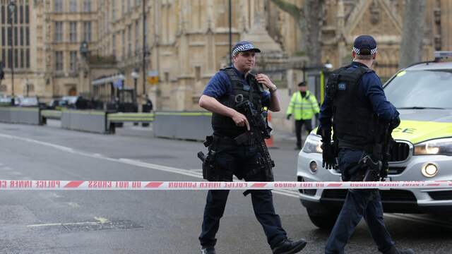 Laat je zien kort Geslagen vrachtwagen Terroristische aanval Londen | NU - Het laatste nieuws het eerst op NU.nl