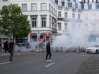 Politie arresteert 150 betogers bij rellen na antiracismedemonstratie Brussel